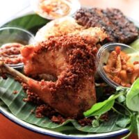 Strategi Pemasaran Franchise Ayam Goreng Pahlawan Nusantara