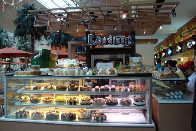 Franchise Dynamic Bakery, Usaha Roti Modern, Kemitraan Bakery, Peluang Bisnis Kuliner, Daily Biz